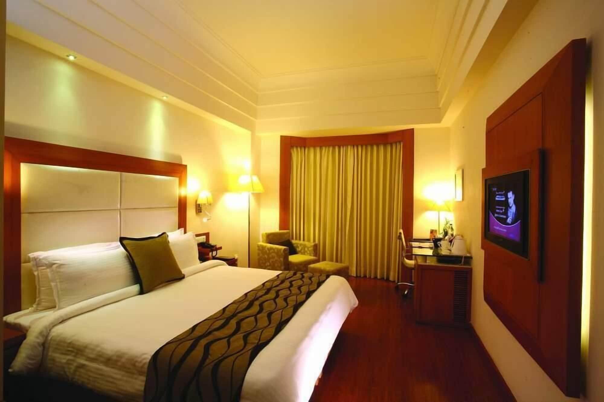 Ambrosia Sarovar Portico Haridwār Habitación foto